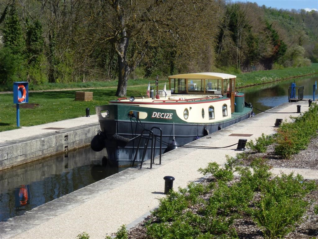 Shared Barge Decize