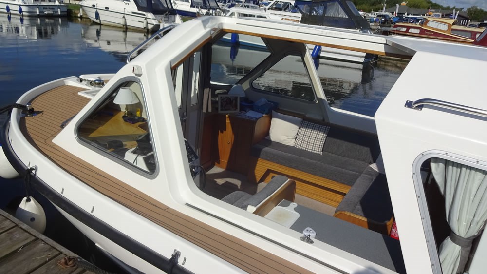 Shared Broads Cruiser Gooseander Picture 3