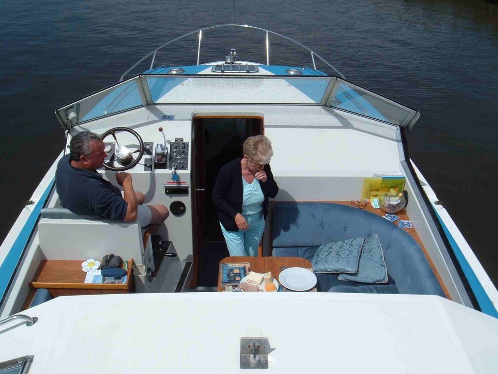 Shared Broads Cruiser Moonlight Shadow Picture 4