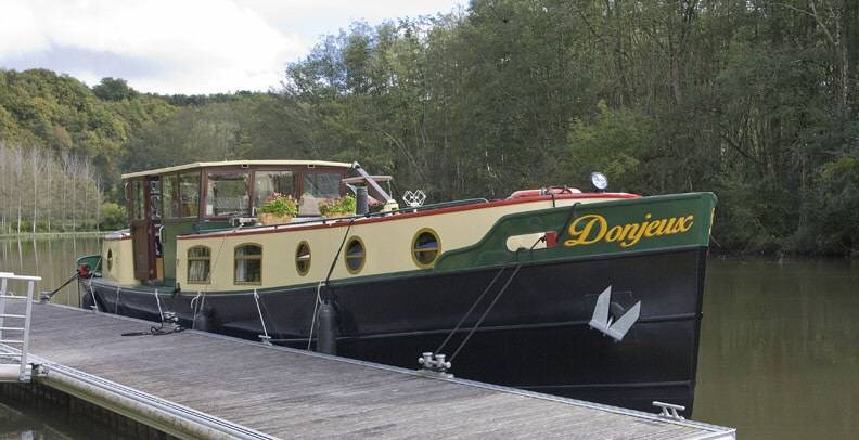Shared Barge Donjeux