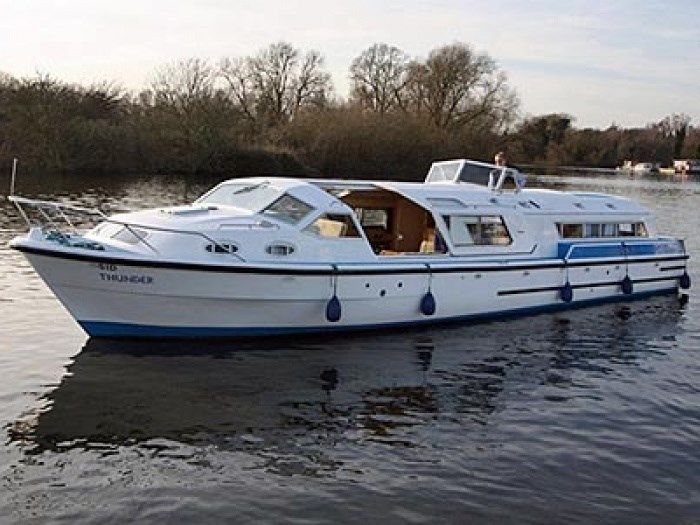 Shared Broads Cruiser Thunder