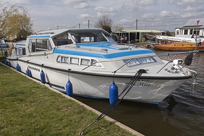 Shared Broads Cruiser Blue Mist